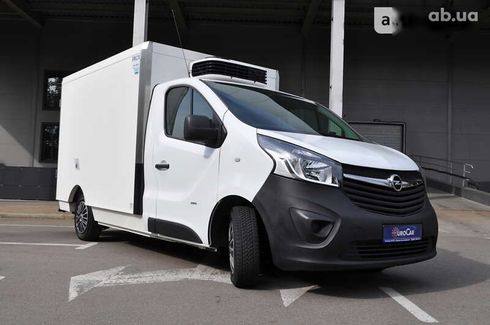 Opel Vivaro 2018 - фото 15