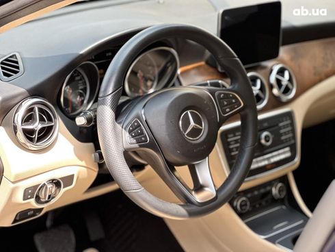 Mercedes-Benz GLA-Класс 2019 синий - фото 24