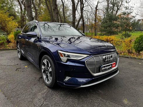 Audi E-Tron 2020 синий - фото 3