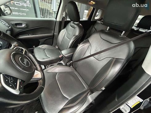 Jeep Compass 2020 - фото 20