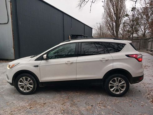 Ford Escape 2017 белый - фото 8