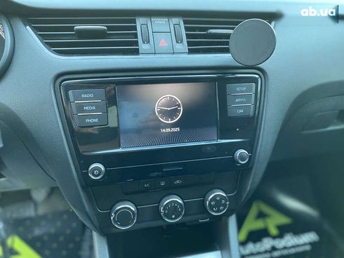 Skoda Octavia 2019 - фото 13