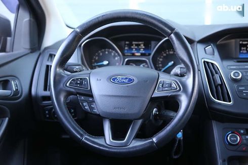 Ford Focus 2017 - фото 15