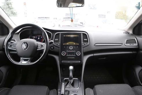 Renault Megane 2017 - фото 14