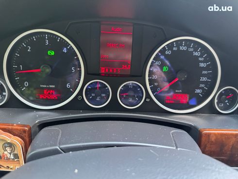 Volkswagen Touareg 2008 черный - фото 14