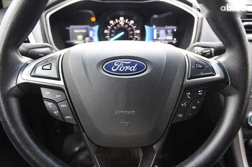 Ford Fusion 2017 - фото 30
