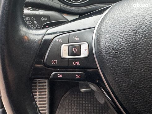 Volkswagen Passat 2013 серый - фото 17