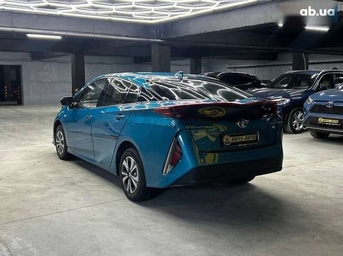 Toyota Prius 2018 - фото 4
