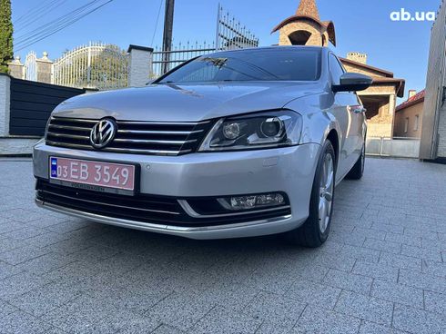 Volkswagen Passat 2011 серый - фото 4