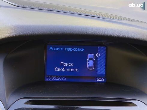 Ford Focus 2011 - фото 30
