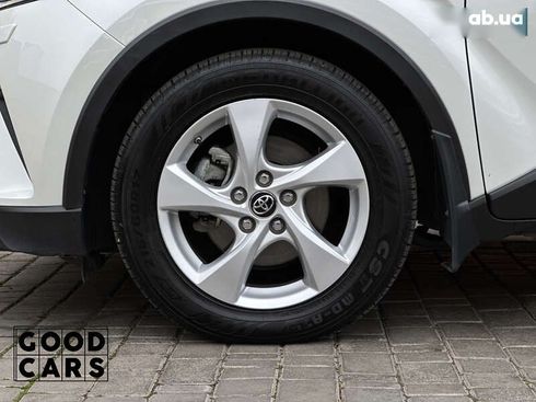 Toyota C-HR 2018 - фото 13