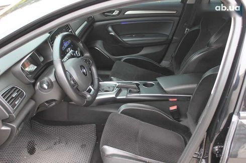 Renault Megane 2017 - фото 15