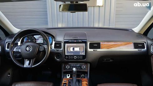 Volkswagen Touareg 2011 - фото 26