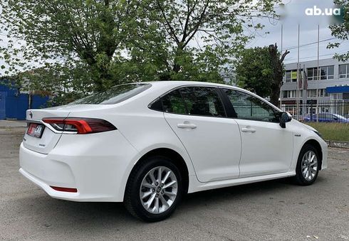 Toyota Corolla 2020 - фото 23