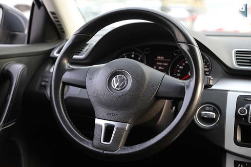 Volkswagen Passat 2012 - фото 12