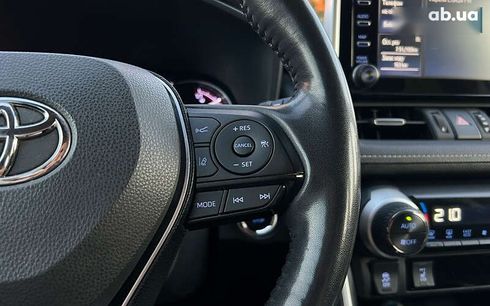 Toyota RAV4 2020 - фото 12