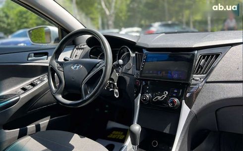 Hyundai Sonata 2011 - фото 10