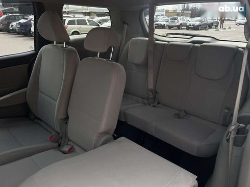 Kia Sedona 2018 - фото 11