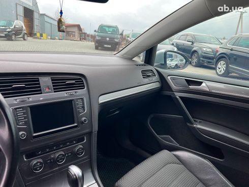 Volkswagen Golf 2016 белый - фото 30