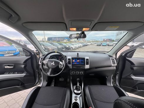 Mitsubishi Outlander 2012 серый - фото 101