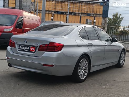 BMW 5 серия 2014 серый - фото 10