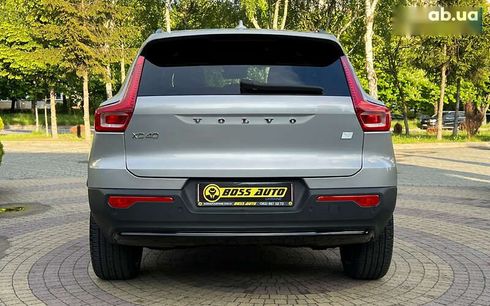Volvo XC40 2022 - фото 6