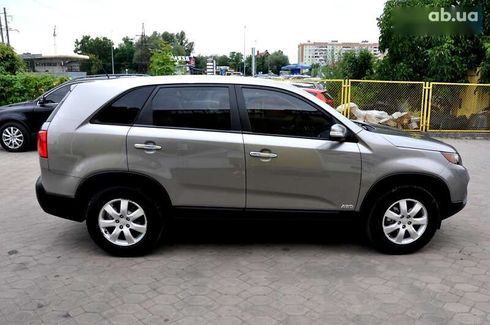Kia Sorento 2010 - фото 8