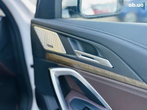 BMW iX1 2023 - фото 15