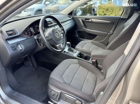 Volkswagen Passat 2013 - фото 16