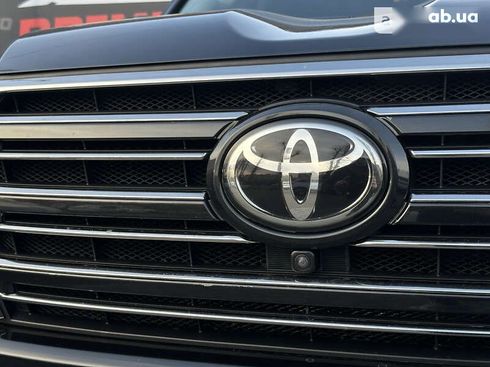 Toyota Land Cruiser 2017 - фото 15