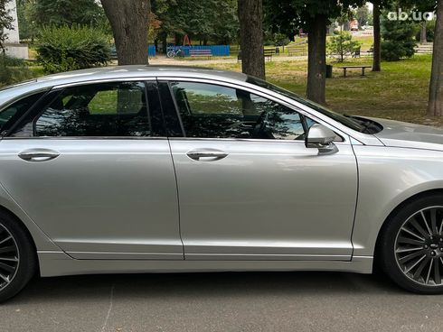Lincoln MKZ 2015 серый - фото 7