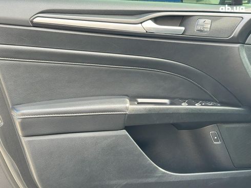 Ford Fusion 2018 серый - фото 14