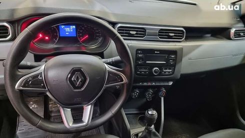 Renault Duster 2020 - фото 12