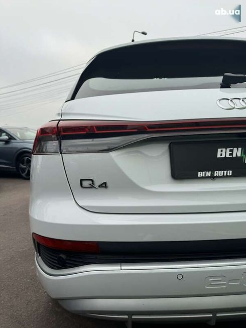 Audi Q4 e-tron 2023 - фото 11