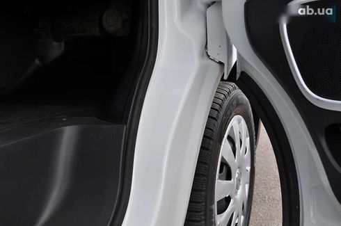 Renault Trafic 2018 - фото 29