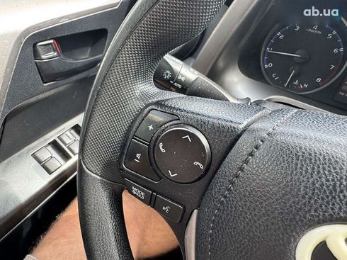 Toyota RAV4 2017 - фото 21