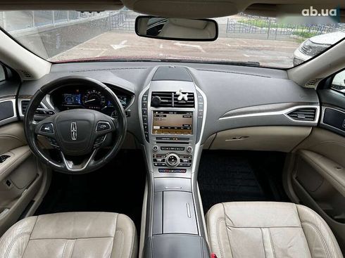 Lincoln MKZ 2016 - фото 11