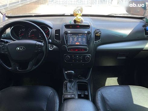 Kia Sorento 2013 - фото 14