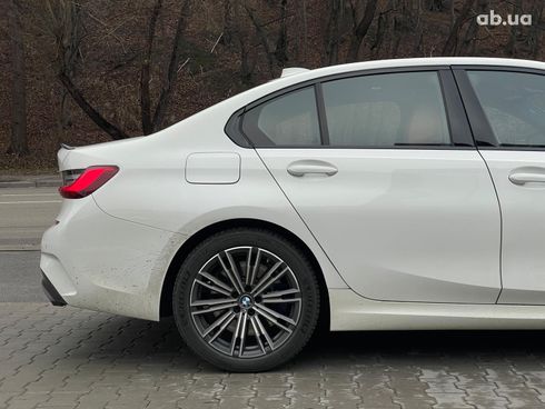 BMW 3 серия 2019 белый - фото 5