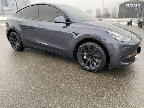 Tesla Model Y 2022 серый - фото 10