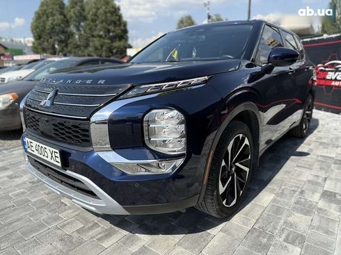 Mitsubishi Outlander 2021 - фото 8
