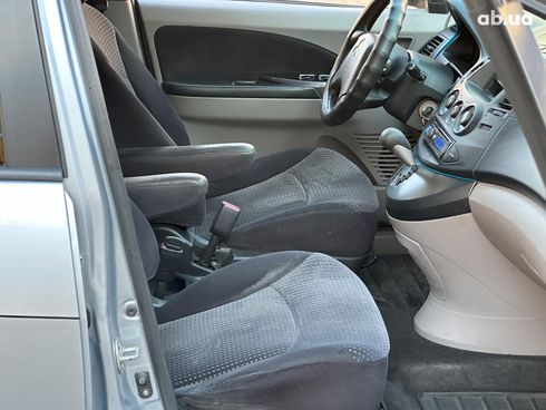 Mitsubishi Grandis 2007 серый - фото 40