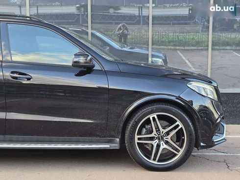 Mercedes-Benz GLE-Class 2017 - фото 9
