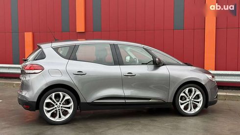 Renault Scenic 2017 - фото 10