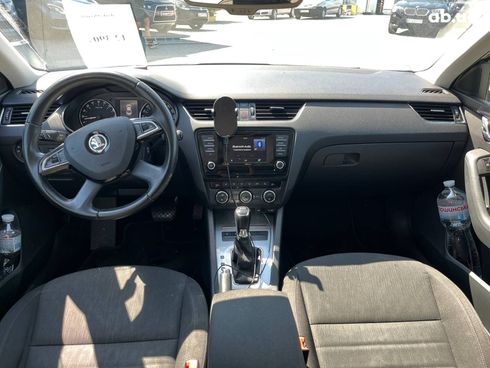Skoda Octavia 2015 белый - фото 14