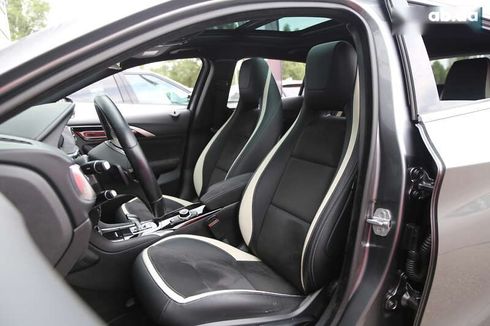 Infiniti Q30 2016 - фото 9