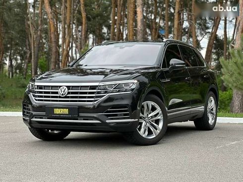 Volkswagen Touareg 2018 - фото 11