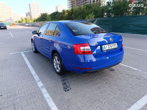 Skoda Octavia 2018 синий - фото 4