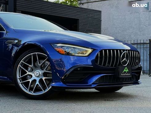 Mercedes-Benz AMG GT 4 2019 - фото 12