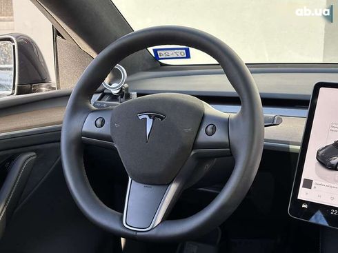 Tesla Model Y 2023 - фото 18